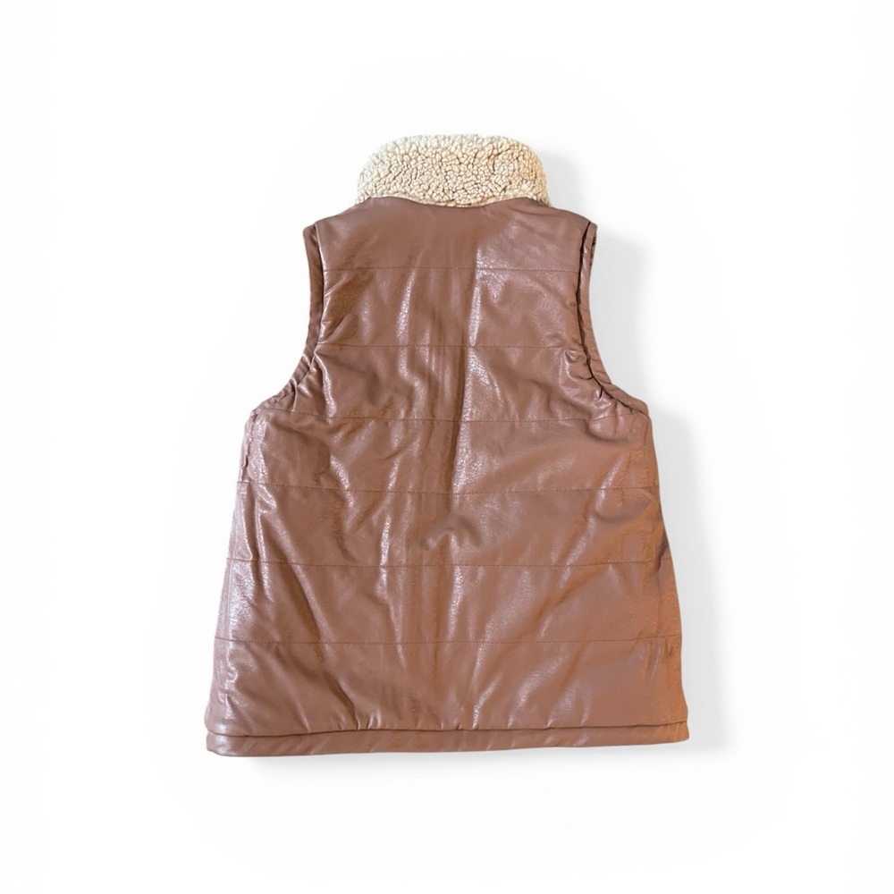 Tuckernuck Camel and Tan Shearling Reversible Beckham Vest, Size M, Like New - Picture 6 of 7